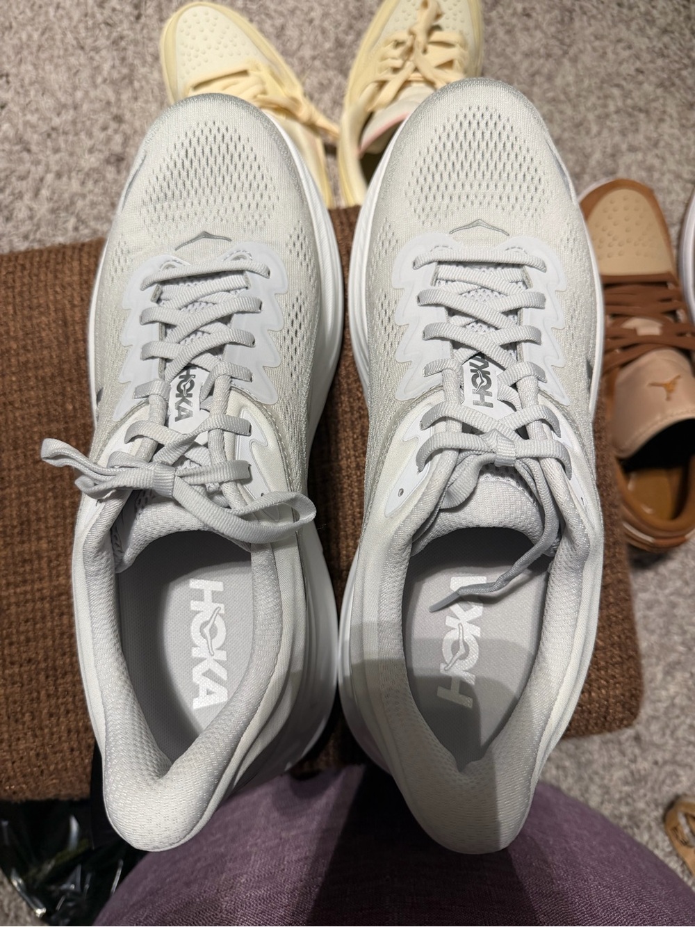 Hoka bondi 9 shoes